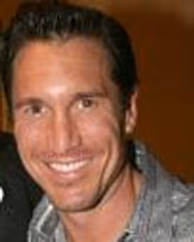 Matt Farnsworth Headshot