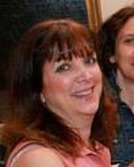 Theresa Faughnan Headshot