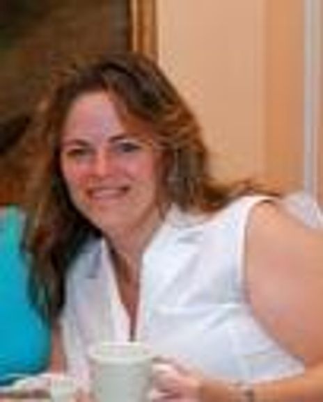 Susan Levine Headshot