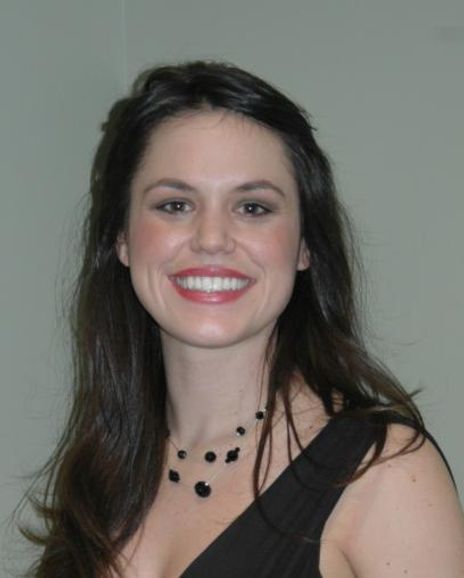 Laura D'Andre Headshot