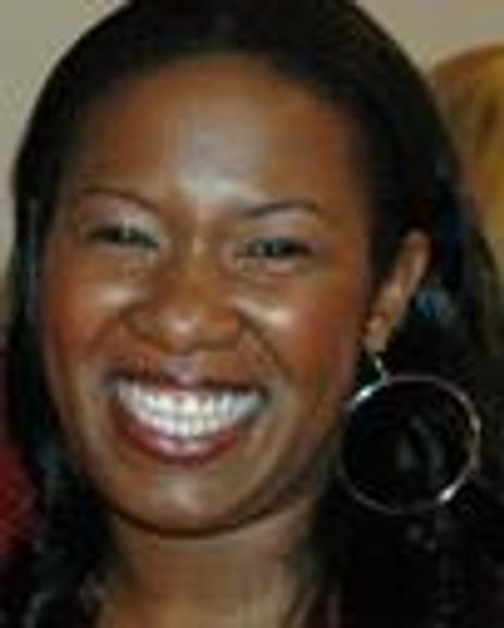 Stacie Greenwell Headshot