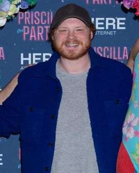 Sam Williams Headshot