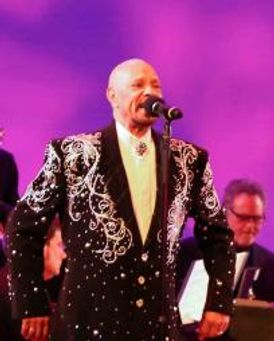 Dennis Anderson Headshot