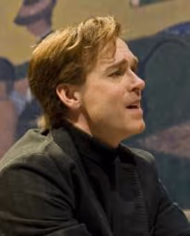 Steven Sutcliffe Headshot