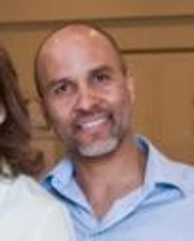 Julio Monge Headshot