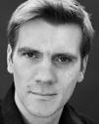 Adam Cooper Headshot