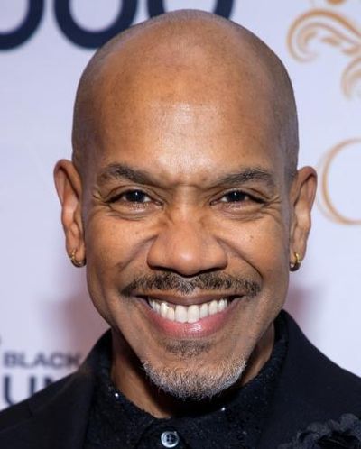 Darius de Haas Headshot