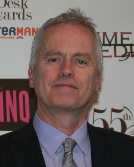 Jonathan Deans Headshot