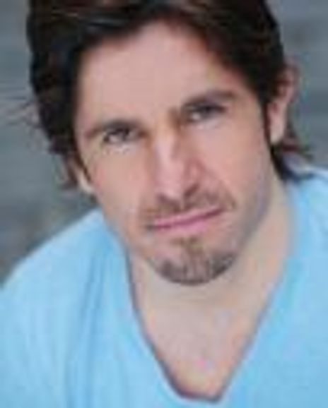 Gustavo Wons Headshot