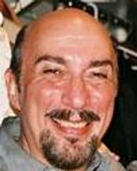 Laurent Giroux Headshot