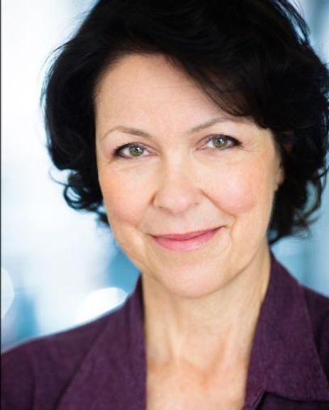 Deborah Geffner Headshot