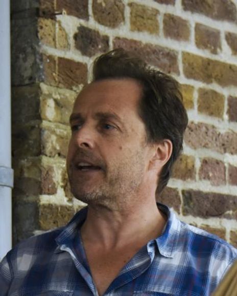 Alasdair Harvey Headshot