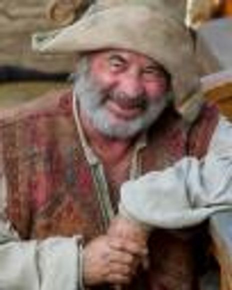 Bob Hoskins Headshot