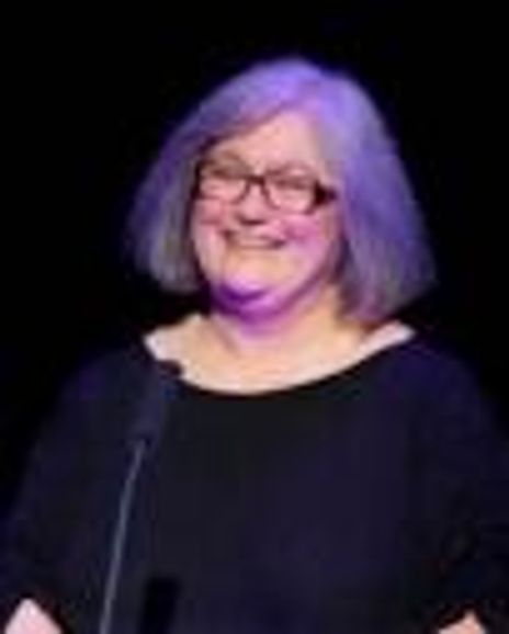 Diana Belshaw Headshot