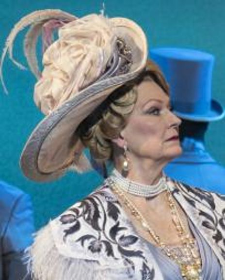 Leslie Alexander Headshot