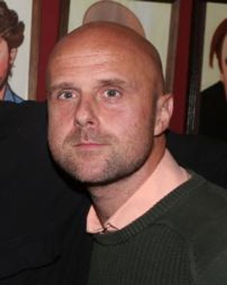 Jonathan Glew Headshot