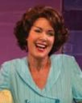 Leslie Denniston Headshot