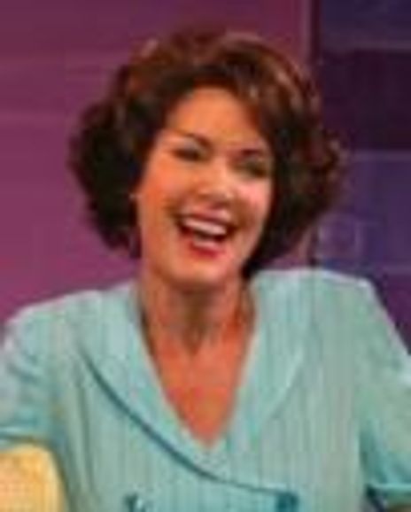 Leslie Denniston Headshot