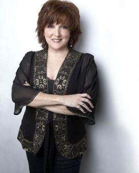 Julie Johnson Headshot