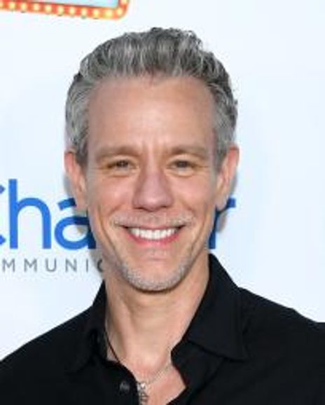 Adam Pascal Headshot