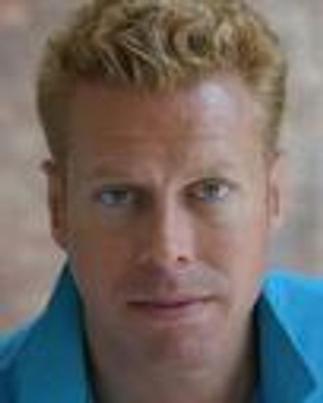 Hans Friedrichs Headshot