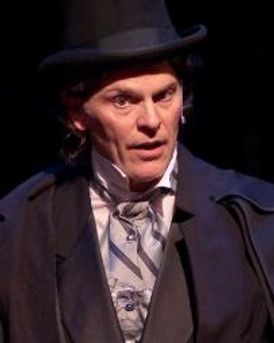 Daniel Felton Headshot