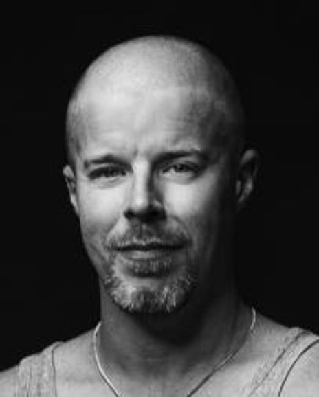 Stephen Wright Headshot