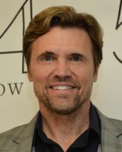 Brent Barrett Headshot