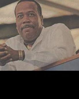 Dale Ricardo  Shields Headshot