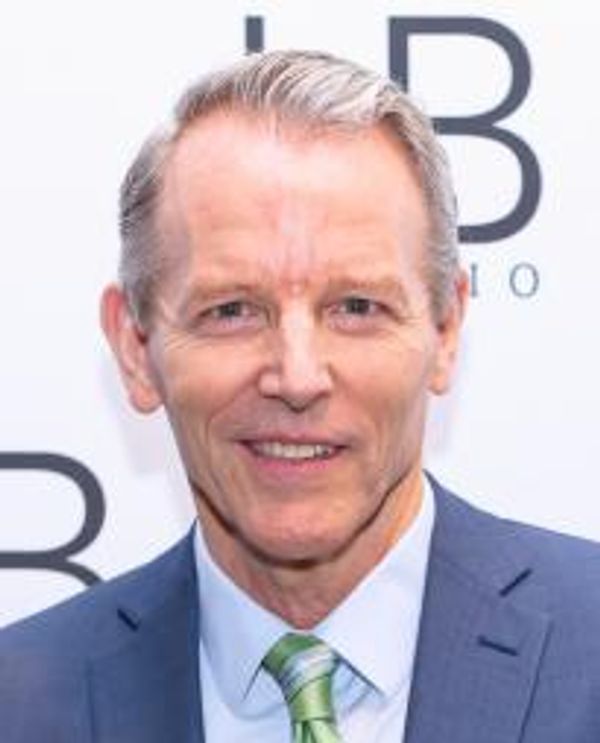 Stephen Bogardus