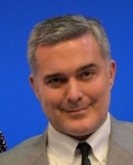 Peter Davenport Headshot