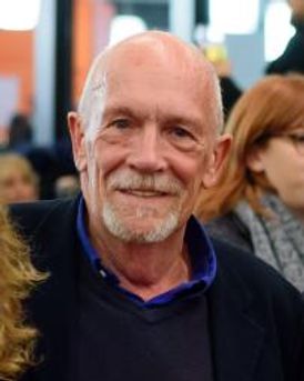 Hugh Ross Headshot
