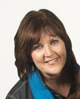 Melinda Gilb Headshot