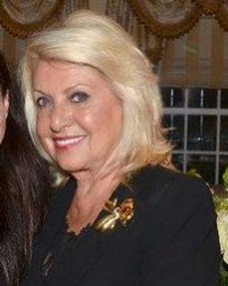 Christina Rose Headshot