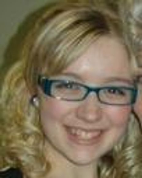 Katie Henney Headshot