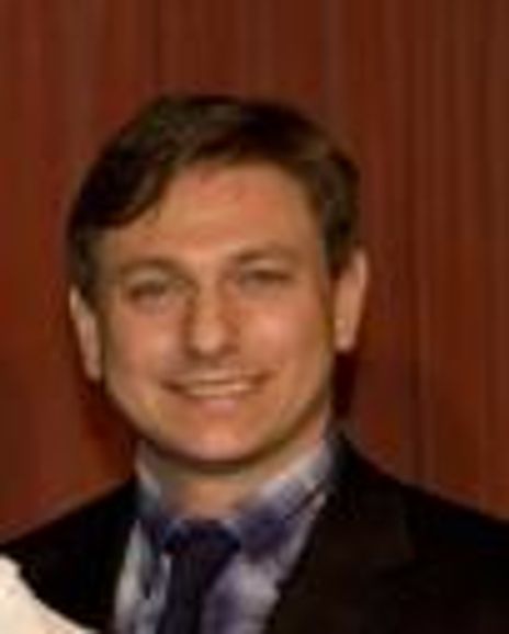 Leon Kuperman Headshot