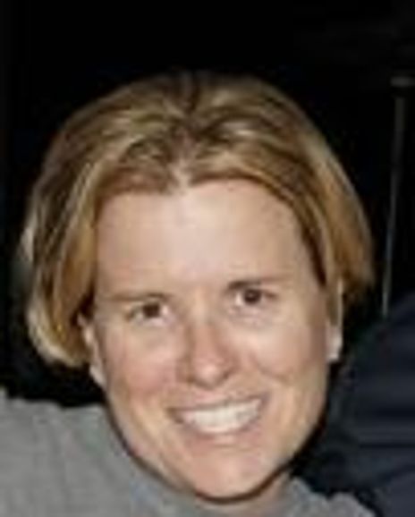 Leslie Barclay Headshot