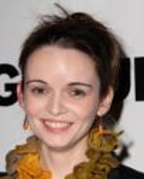 Reyna de Courcy Headshot