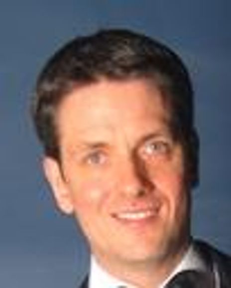 Guy Hollingworth Headshot