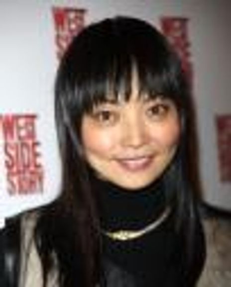 Irina Lazareanu Headshot