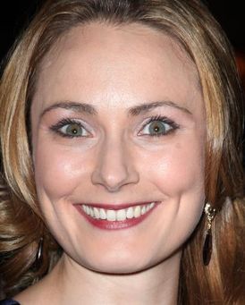 Anna Madeley Headshot