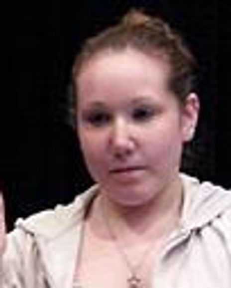 Kimberly Konczos Headshot