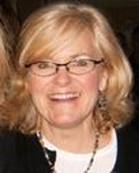 Anne Gunn Headshot