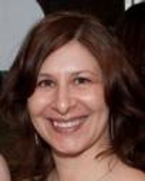 Suzanne Agins Headshot