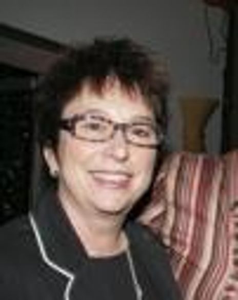 Suzi Dietz Headshot