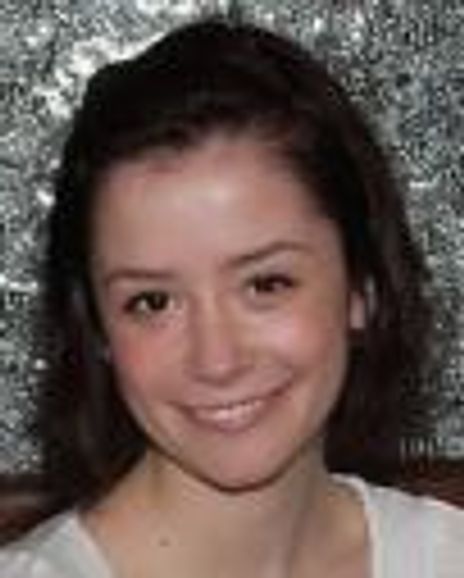 Phoebe Neidhardt Headshot