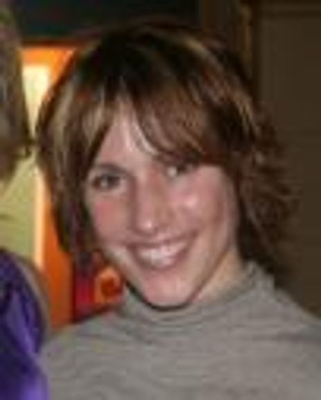 Lisa Gajada Headshot