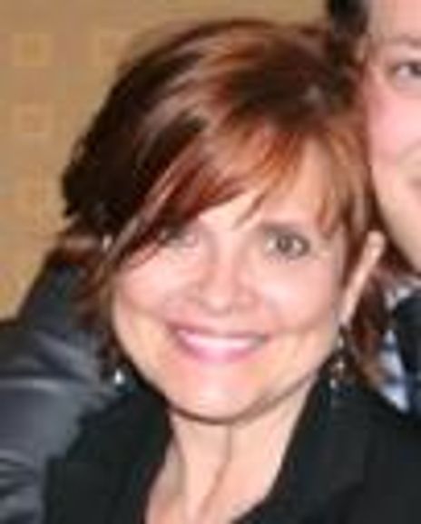 Donna Drak Headshot
