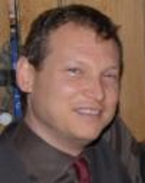 Benjamin Strouse Headshot