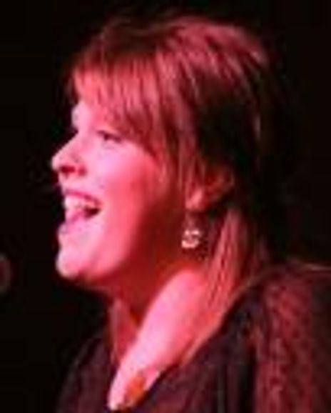 Ashley Marks Headshot